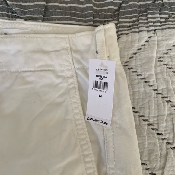 Gap High-rise Straight Khaki NWT - Picture 5 of 9